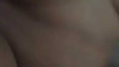 Desi hot busty babe nude and fucking videos part 2