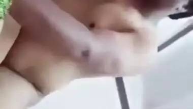 Desi gir fucking with Doggy