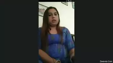 Bihar bhabi decent size booby ,Video call with other bhabi