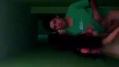 Desi girl and her lover having a quick fuck