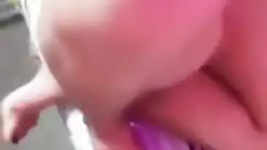 Juicy Indian XXX slut gets her pussy fingered and fucked MMS