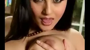 Indian porn star sunny leone xxx mms scandals