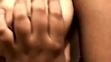 Breasty Indian aunty Indian sex MMS recent video