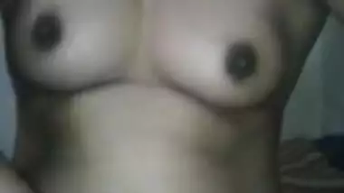 Desi female ineptly holds the sex camera filming her XXX body parts