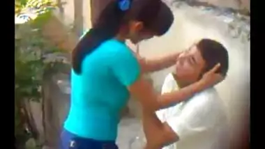 Anal Sex MMS Of Young Desi Couple In Park