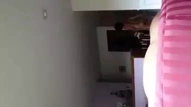 Indian mom chudi padosi se(with audio)