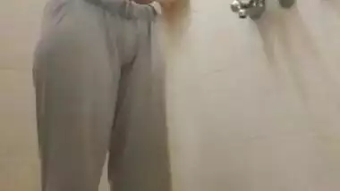 Cute Indian girl shows her boobs and pussy