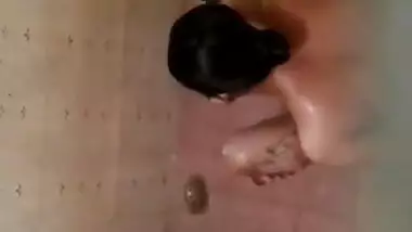 Apni Real Bhabhi Ka Shower - Movies. video2porn2
