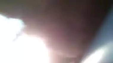 TEEN GIRL SHOWING BOOBS IN LALBAGH TRAIN