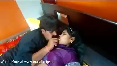 Desi porn sex hot maid with lover