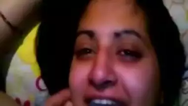 Hot Indian girlfriend gets a facial