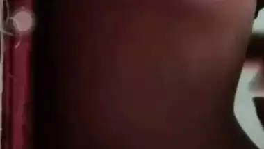 Indian girl boobs show instagram