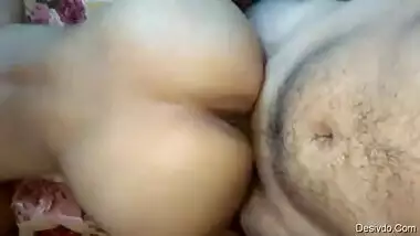 Apple Booty Desi bhabi fucked by hubby in Doggy