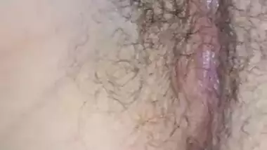 Desi elivm wants her stepbro fuck only her juicy pussy, means licking pussy in hindi audio