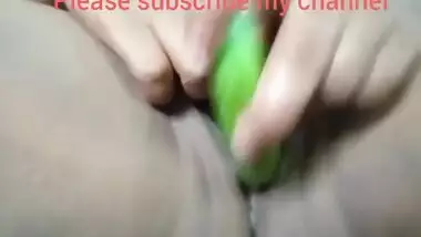 Trisha Bhabhi Na Apna Boyfriend Sa Apni Maa Ko Chudwaya