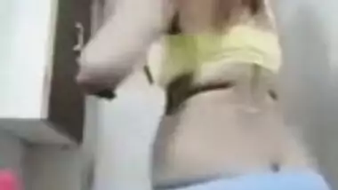 Hot girl dress change indan 