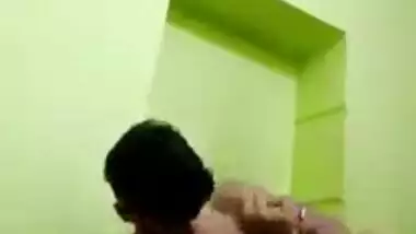 Young lovers home sex video goes live