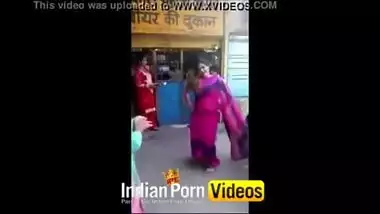 [ XXX Indian Hard Porn ] 100% unseen sex clip of Indian naughty street girls