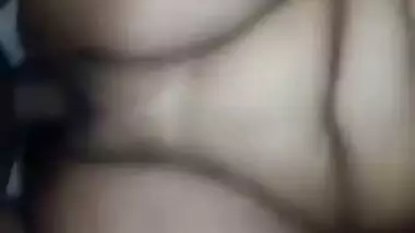 Horny guy crushes a Chennai girl in Tamil sex video