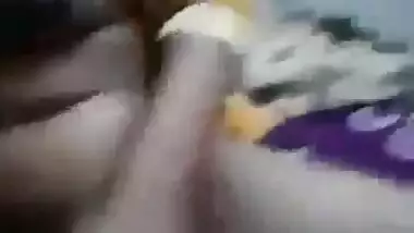 Desi village girl show her boob