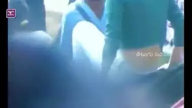 కాజల్ అగర్వాల్ షూటింగ్ లో ఎలా చూపిస్తుందో చూడండి - - Telugu Hot Videos 2016 - - YouTube.MP4