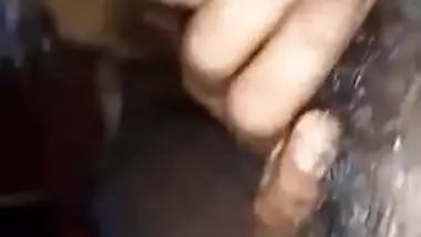 Desi cuckold wife likes sucking her husband’s dick