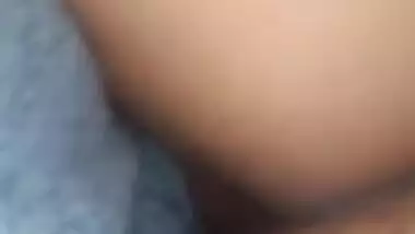 Dude sticks thick XXX cock into Desi wife's hungry twat in MMS video