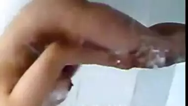 MMS Of Indian Bhabhi Bathing