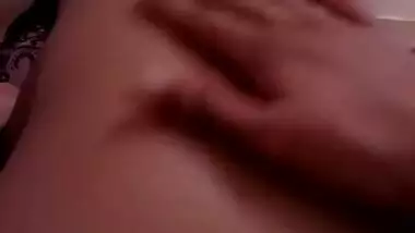 INDIAN AMATEUR COUPLE SUCKING AND FUCKING AT NIGHT TIGHT PUSSY AND BIG DICK