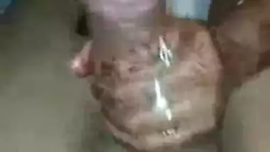 Desi Mehendi girl sucking dick of her hubby during first night sex