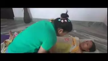 Part 1 – Traditional Oil Massage For Hot Sexy Aunty U014