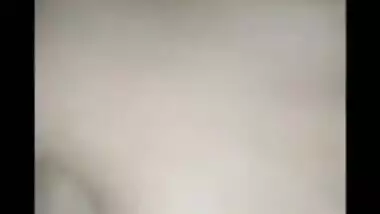 Girl Shows Pussy and Pussy