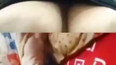 Desi cute girl show her boob video call with lover
