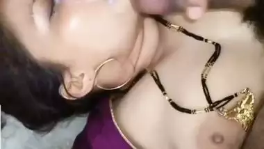 Bhabhi taking cum shower on face with boobs showing