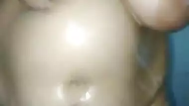 Amateur college girl recorded for bf