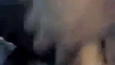 Desi office sex clip of aunty offereing her big boobs for playing