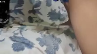 After seducing an 18 year old Bengali girl, when there was no one in the house, she was fucked