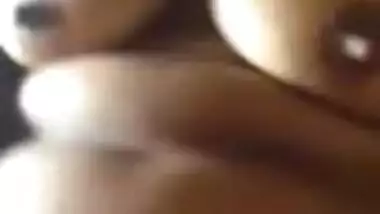 Indian hot sexy body masturbates with cokacola 