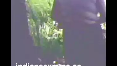 Daring outdoor fuck of bbw aunty