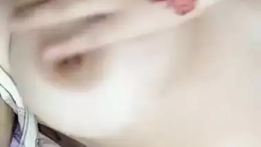 Exclusive – Sexy Girl Boob Massage