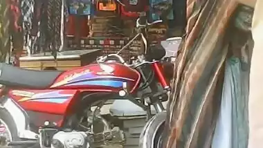 Indian Beautiful Aunty