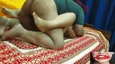 First time fucking my boss milf | Indian hindi...