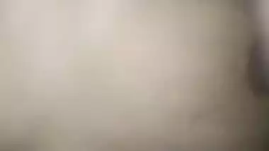 Beautiful village girl first-time sex with BF