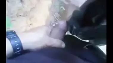 Indian sex tube of bangladeshi college girl outdoor blowjob to her lover