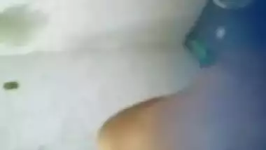 Always horny, entertaining and loves submissive...