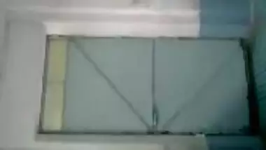 Cute babe nude capture