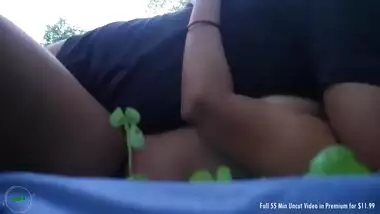 Desi sexy fatty bhabi fucking outdoor